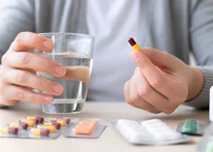 چه کنیم تا در مصرف آنتی بیوتیک ها دچار مشکل نشویم؟