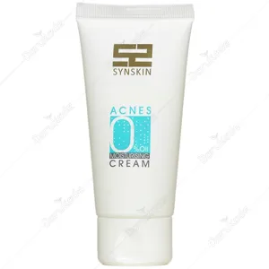 کرم ژل مرطوب کننده اکنس